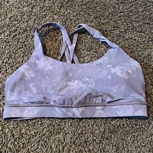 Lululemon sports bra